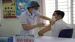 Bộ Y tế: Việt Nam đã thực hiện 942 nghìn mũi tiêm văc xin phòng COVID-19